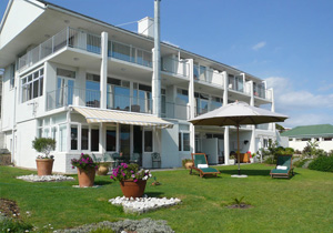 Hermanus Beach Villa Garden